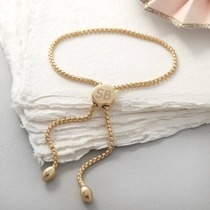 Unfussy gold braclet
