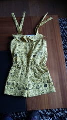 I have a new sewing table/area, wanna see?