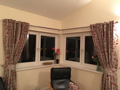 Corner window - blind?