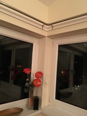 Corner window - blind?