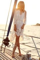 Styling against your type - longing for a bit of frilly lace!