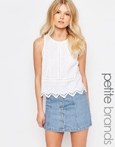 Help me find a wedding outfit for a summer wedding
