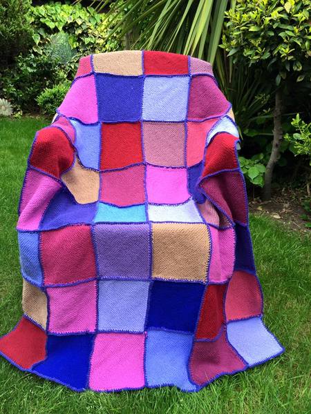 Woolly Hugs. Our Project to help refugees continues. One square, one blanket, a pair of gloves, one warm hat, one step at a time, really every little thing will help. All support welcome.