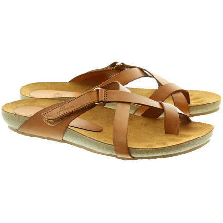 what sandals are you all buying?