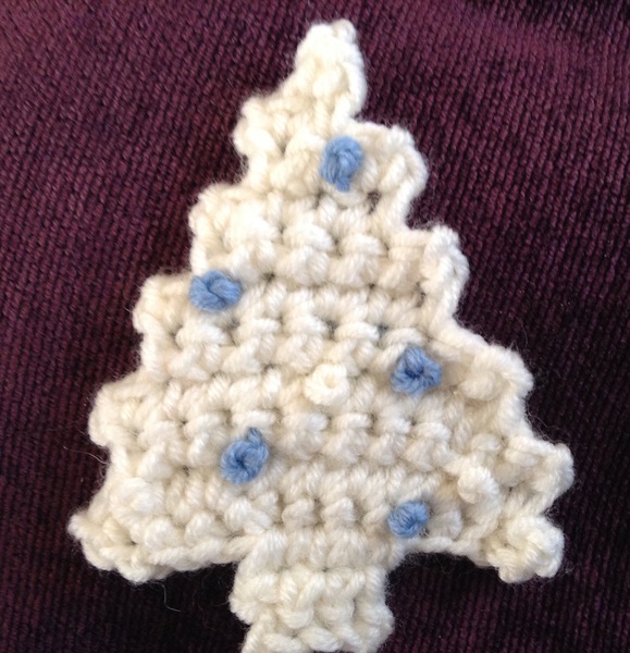 Woolly Hugs. A Blanket for the very lovely Daffyduck1. Crafters and donors, we need your help.