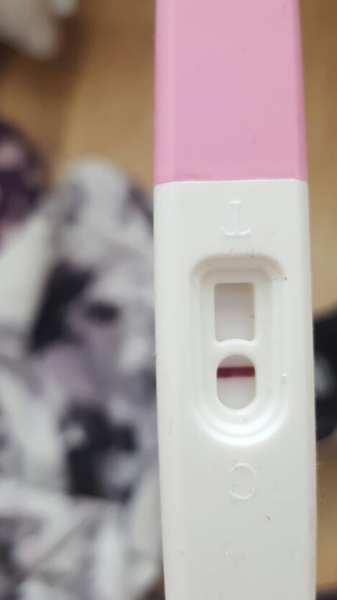 Please help pregnancy test faint line, am I pregnant??