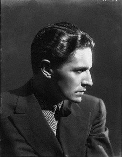 To think Adele 'songwriter of the year'???? Ivor Novello must be having a laugh?