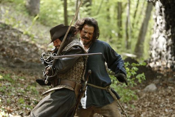 IT FINALLY HAPPENED!!! The Musketeers Season 3, first episode Swagger Inn thread no. 131