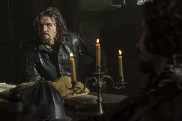 IT FINALLY HAPPENED!!! The Musketeers Season 3, first episode Swagger Inn thread no. 131