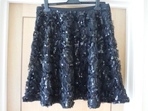 What to wear with this skirt?