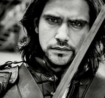 IT FINALLY HAPPENED!!! The Musketeers Season 3, first episode Swagger Inn thread no. 131