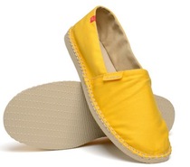 Oh dear god I want comfy sandals.