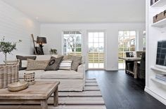Decorating large room from scratch