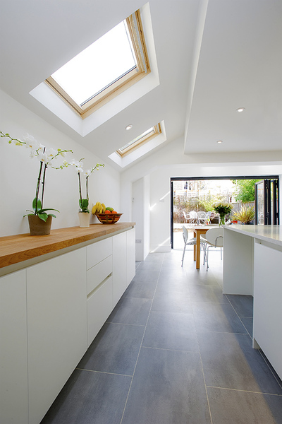 Help me find the floor tiles please ?