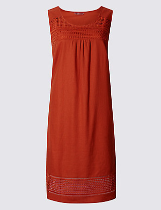 simple knee-length throw-it-on dress for holidays