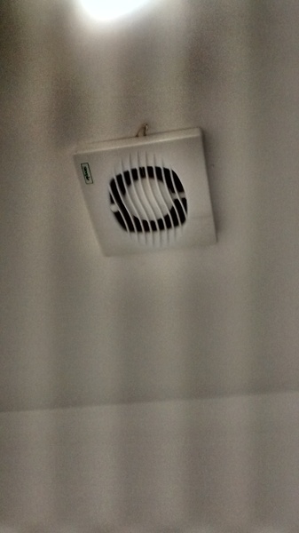 Bathroom extractor predicament