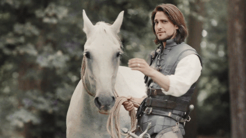 Swagger Inn. Thread 133. The one where Athos' trousers get even tighter...well one can hope.