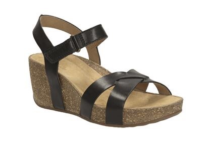 Are these sandals a bit cruise ships?