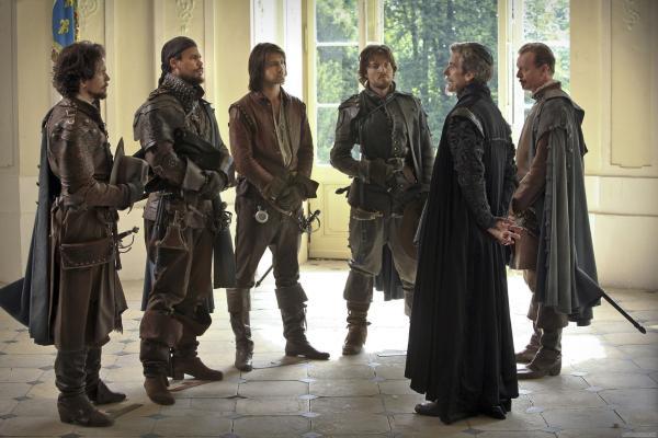 Swagger Inn. Thread 133. The one where Athos' trousers get even tighter...well one can hope.