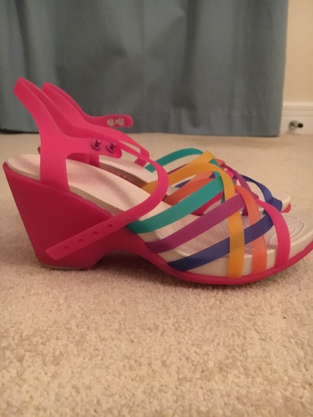Dress to go with these shoes