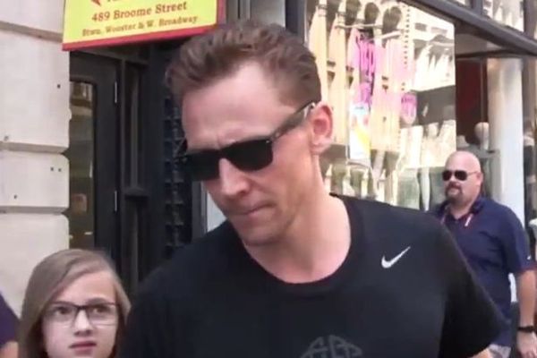 Tom Hiddleston dating Taylor Swift