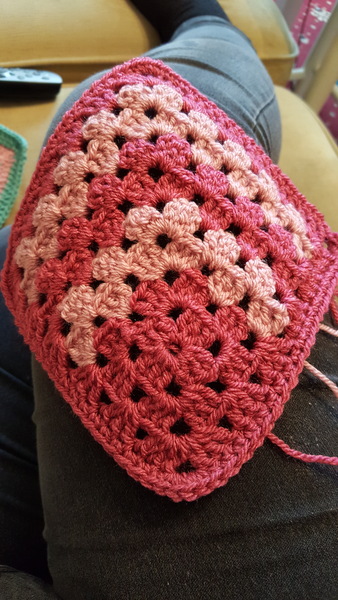 Woolly Hugs for Jo Cox. Donors and crafters, we need your help.