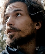 The Musketeers s3 ep2 - The One Where Aramis Falls Off The Wagon.  Repeatedly.  Well, I can hope can't I?  Swagger Inn Thread no. 132