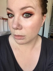 Teenage girls misusing highlighter/high beam powder