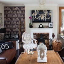 Has anyone just wallpapered their alcoves?