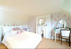 Has anyone just wallpapered their alcoves?
