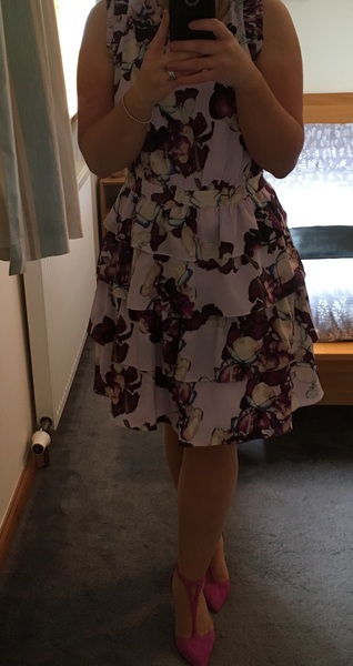 Anyone interested in a what are you wearing -with photos thread?