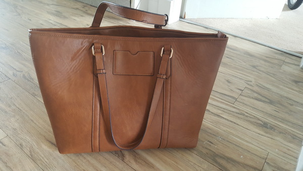 Anyone seen a big tan leather shopper/tote?