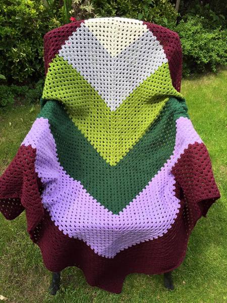 Woolly Hugs. Our Project to help refugees continues. One square, one blanket, a pair of gloves, one warm hat, one step at a time, really every little thing will help. All support welcome.