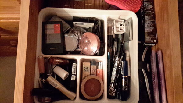 Show me your make up storage please