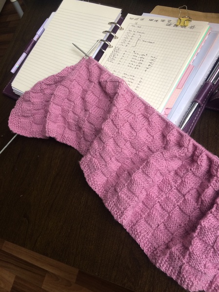 A knitting/crochet progress thread