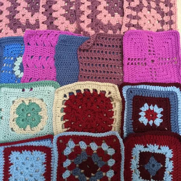 Woolly Hugs for Jo Cox. Donors and crafters, we need your help.