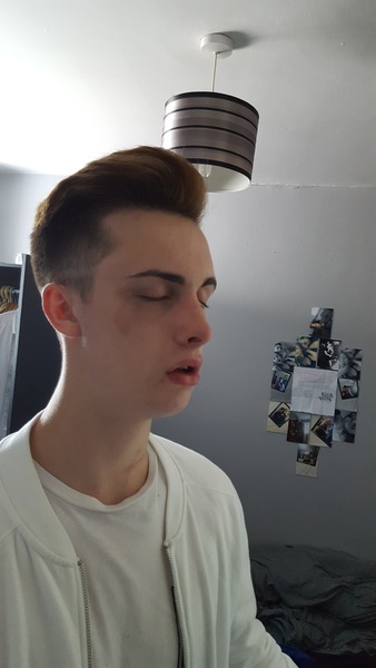 Man arm locks child on train