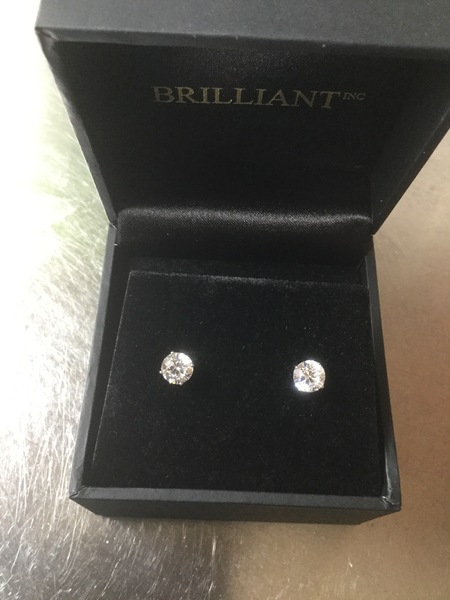 I am on the hunt for a REALLY good pair of fake diamond stud earrings... can you recommend any?