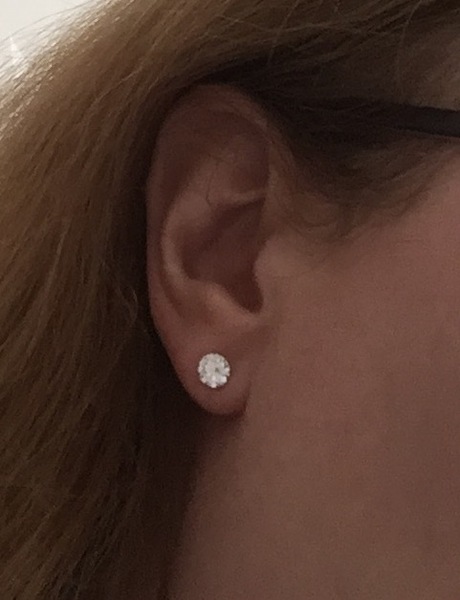 I am on the hunt for a REALLY good pair of fake diamond stud earrings... can you recommend any?