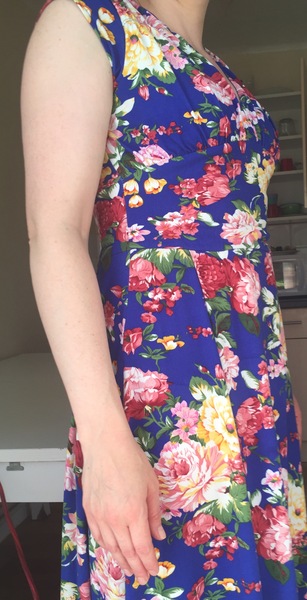 Anyone interested in a what are you wearing -with photos thread?