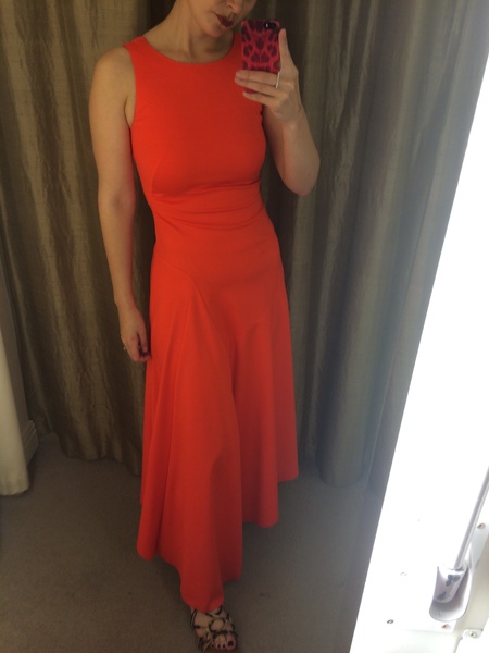 Anyone interested in a what are you wearing -with photos thread?