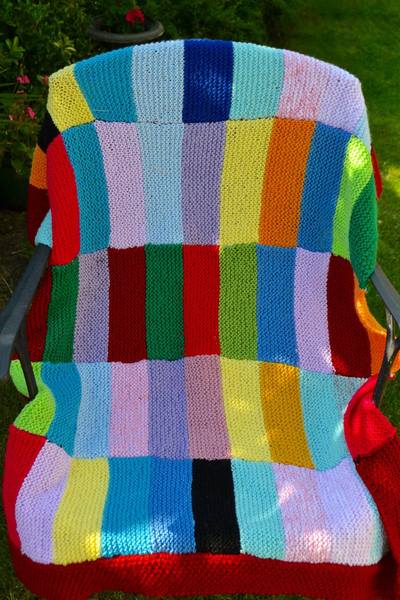 Woolly Hugs. Our Project to help refugees continues. One square, one blanket, a pair of gloves, one warm hat, one step at a time, really every little thing will help. All support welcome.