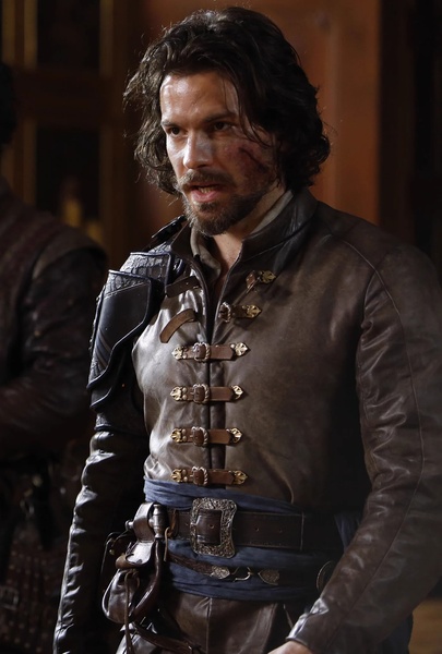 Swagger Inn thread 134 - the one where the wenches recover from too much FAFness from Musketeers
