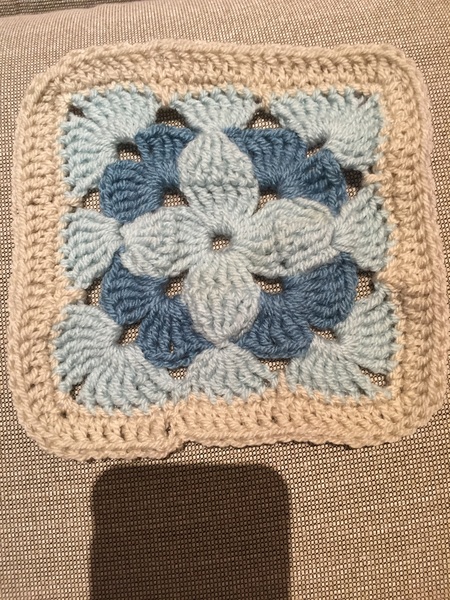 Woolly Hugs for Jo Cox. Donors and crafters, we need your help.