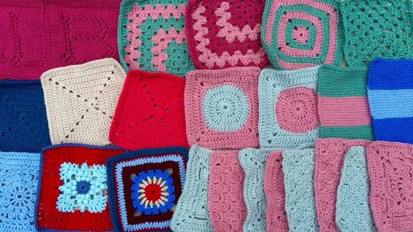 Woolly Hugs for Jo Cox. Donors and crafters, we need your help.