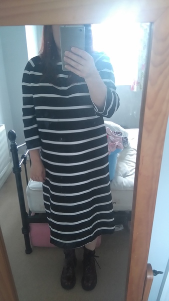 Anyone interested in a what are you wearing -with photos thread?