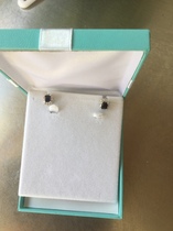 I am on the hunt for a REALLY good pair of fake diamond stud earrings... can you recommend any?