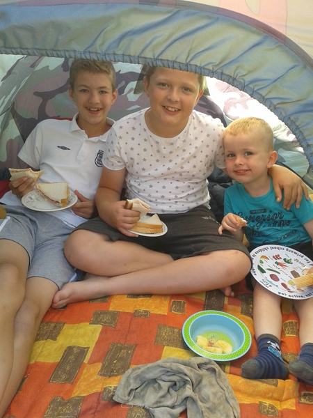 Show Cadbury the shared everyday moments you’ve thought are worth capturing - £265 voucher to be won! NOW CLOSED