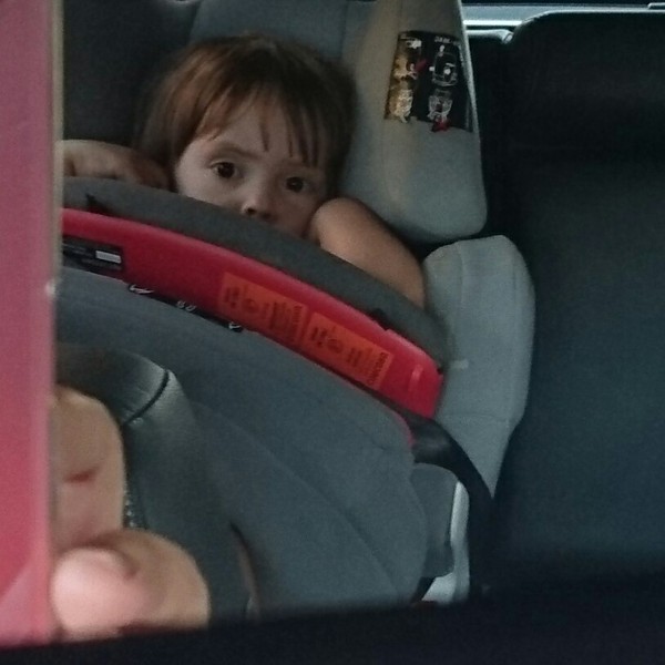 How to keep 2yo safe when using car seater only