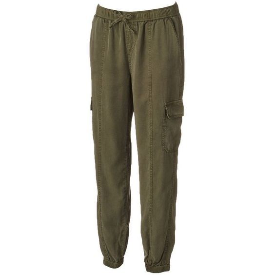 What shoes can I wear with trousers like these?